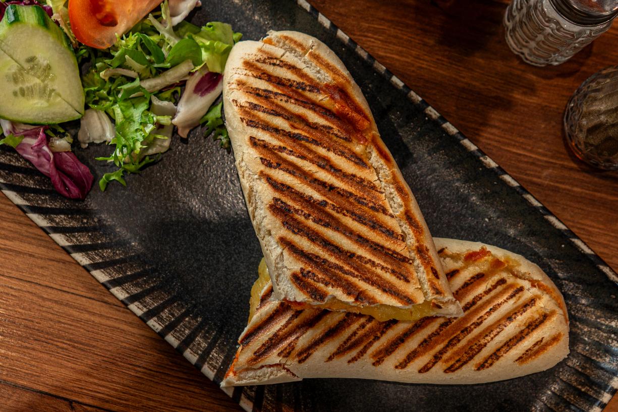 Breakfast service at Jenny's Northampton
